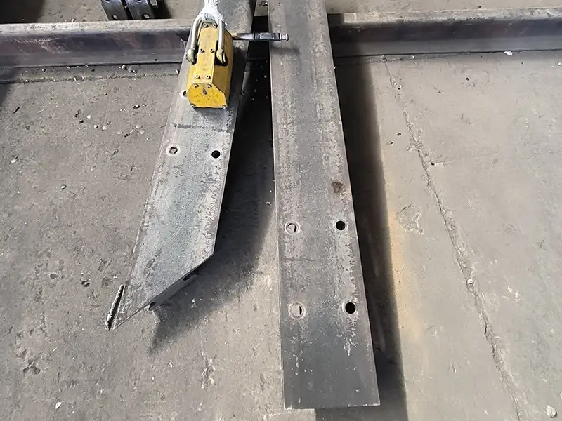 12kg Rail drilled for bolts or fasteners