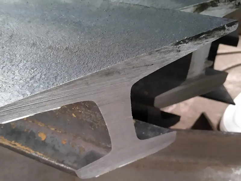 54E2 rail angled joint cutting