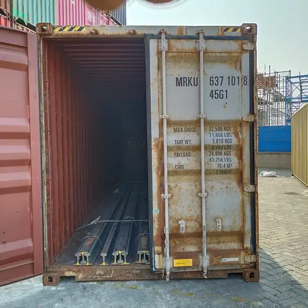 50E5 rails bundled inside container