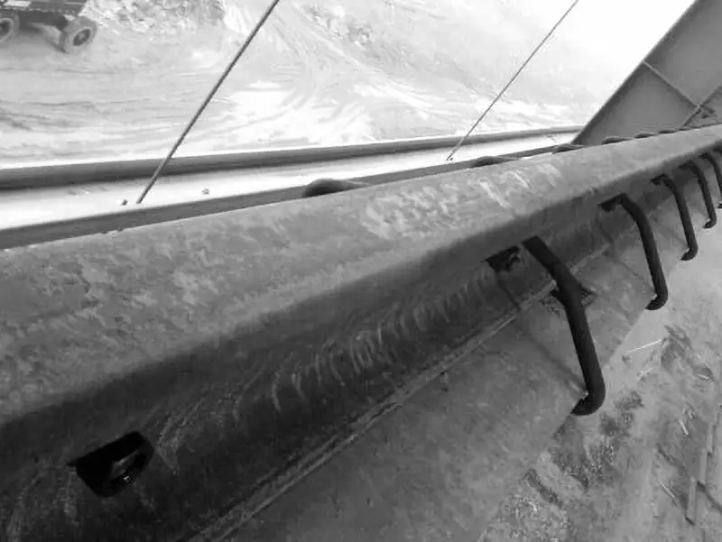 56E1 rail web drilling for bolt fitting