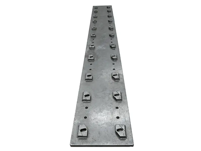 Rail clip base welded on base plate