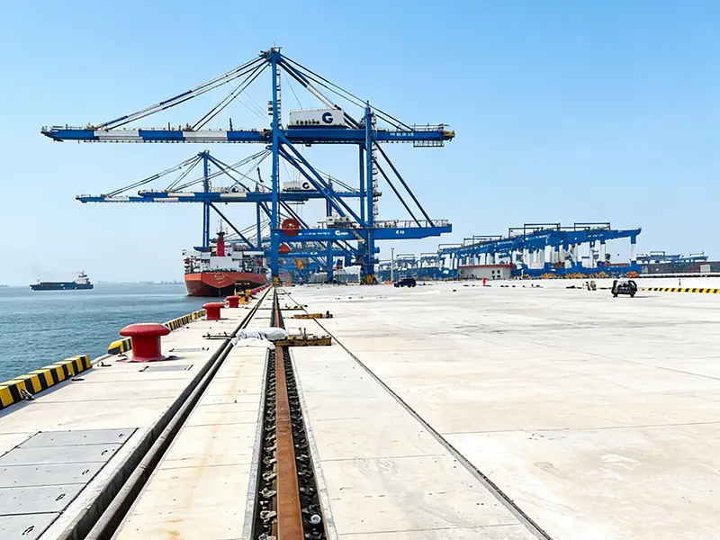 Heavy-Duty Crane Rail System in Port Terminal