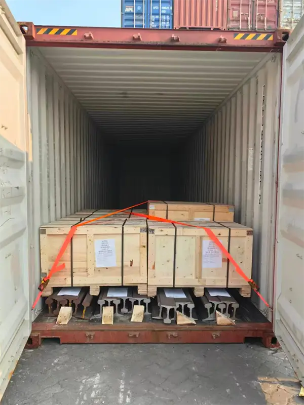 60E1 Shipyard Rail Loading and Container Packing