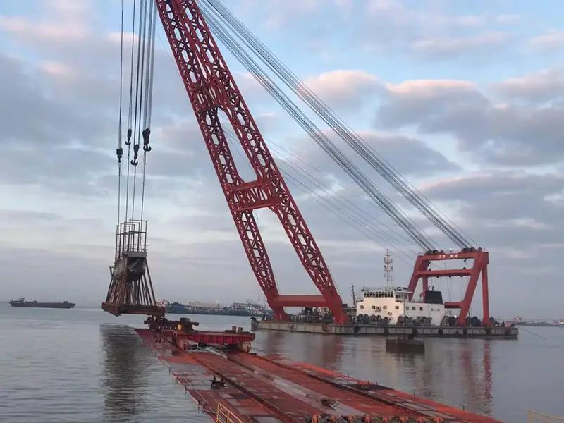 Heavy Slipway Rail System Crane Alignment