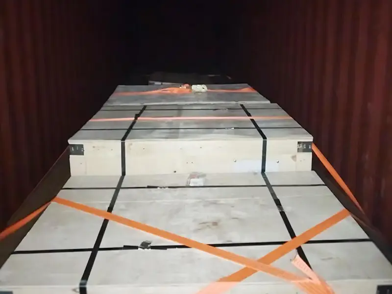 3116 rail clamps and fishplates packed for crane rail installation