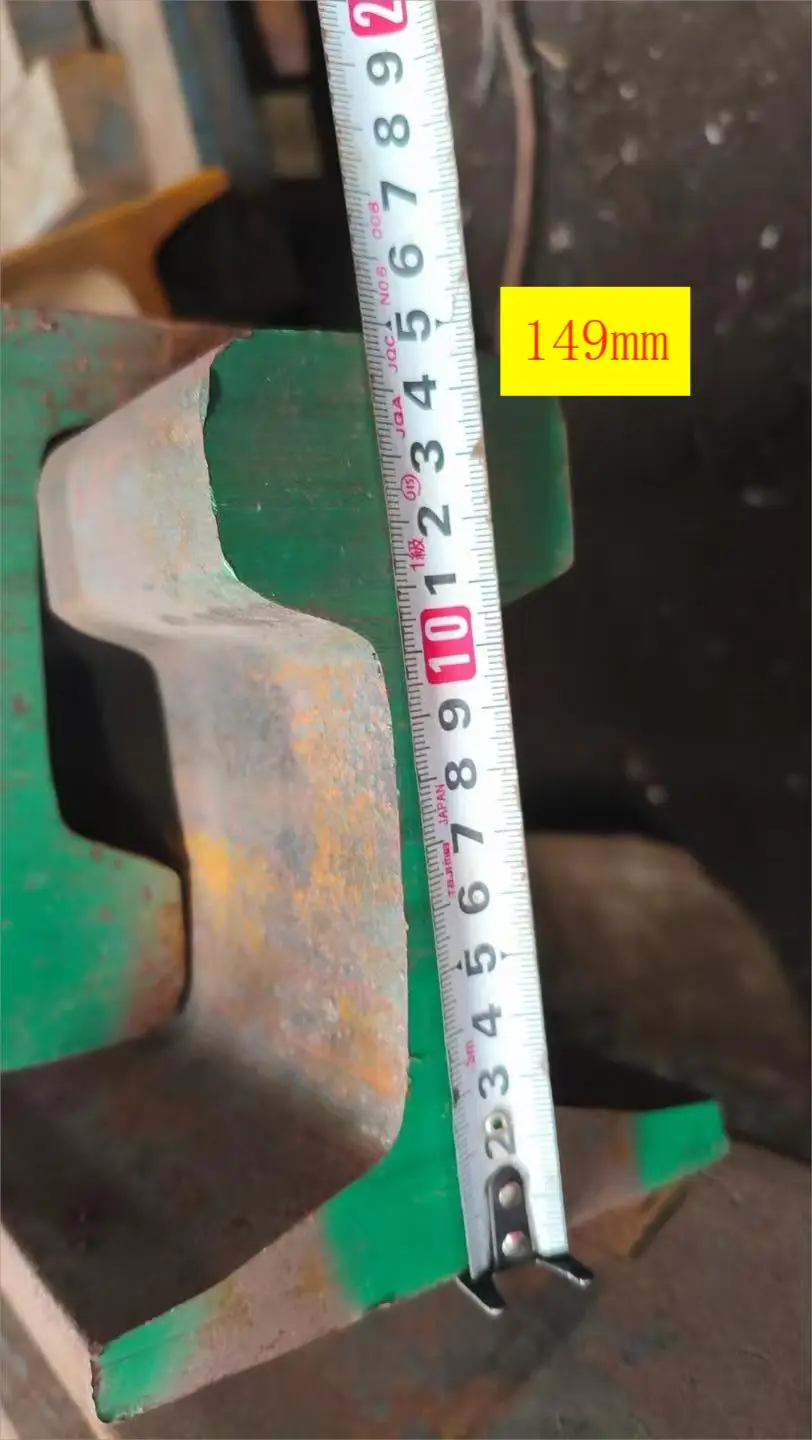 S49 rail height measurement before shipment