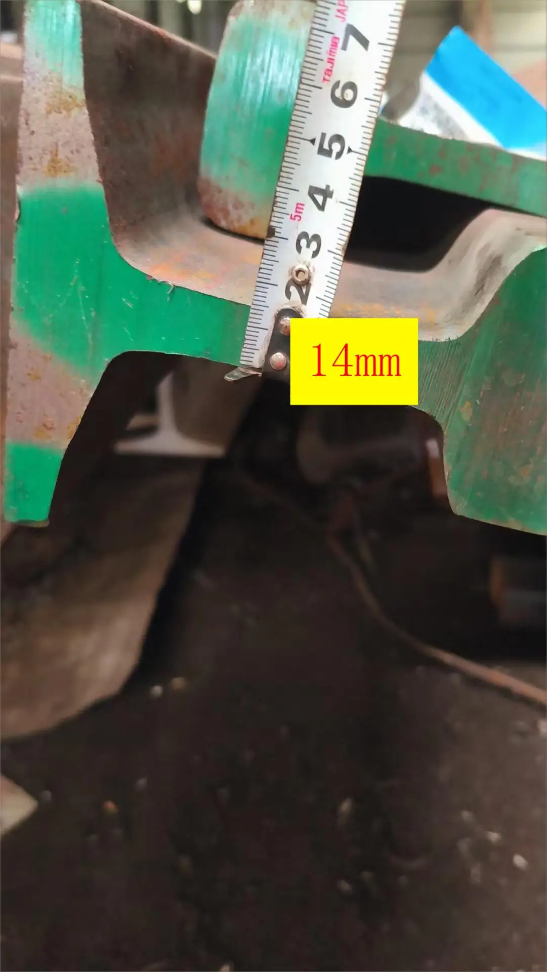 S49 rail web thickness measurement