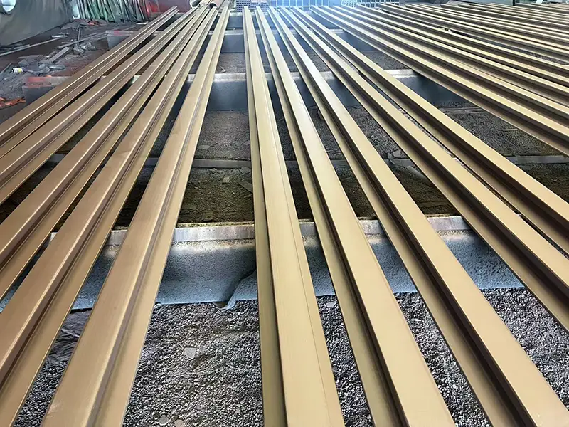 A100 crane rail after Jotun epoxy primer application